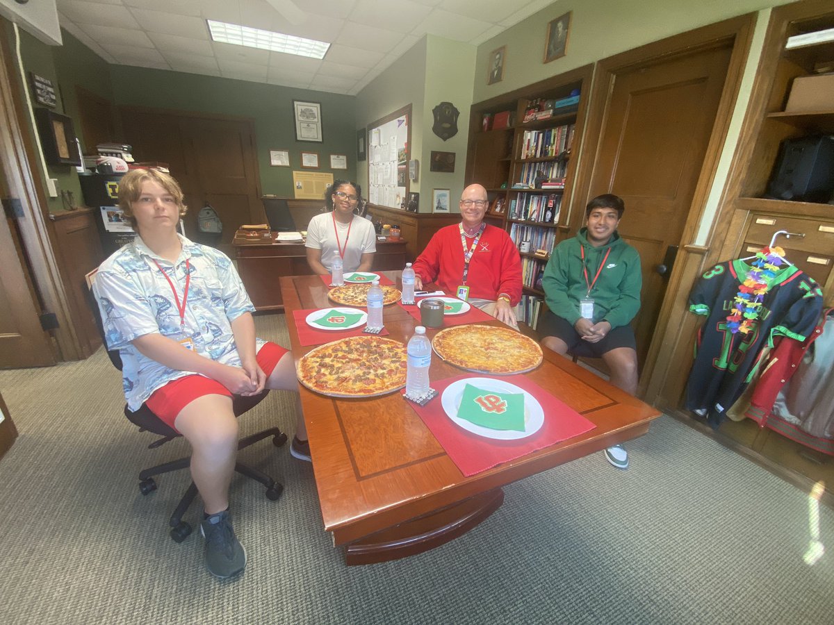LPCavaliers's tweet photo. @Steve_Wrobleski was joined today for a special lunch with a group of great students: Alton, Maya, and Abraham. https://t.co/8HEBP7b58u