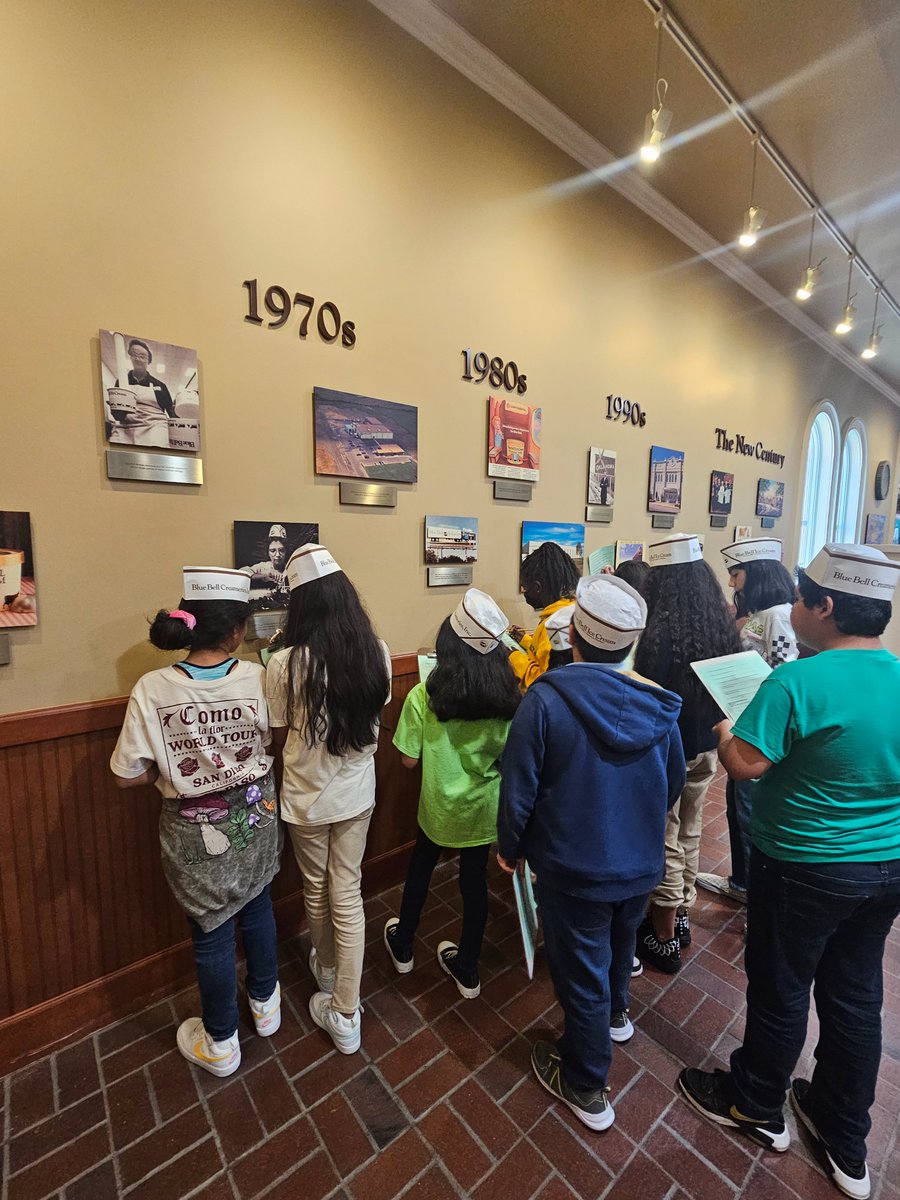 Ms_T_Jackson_'s tweet photo. These 5th Grade @Youens_Gators enjoyed their field trip to Blue Bell. We loved seeing how ice cream was packaged and reading the rich history.
#believeyoucan
#AVIDa https://t.co/khAIQx5fly