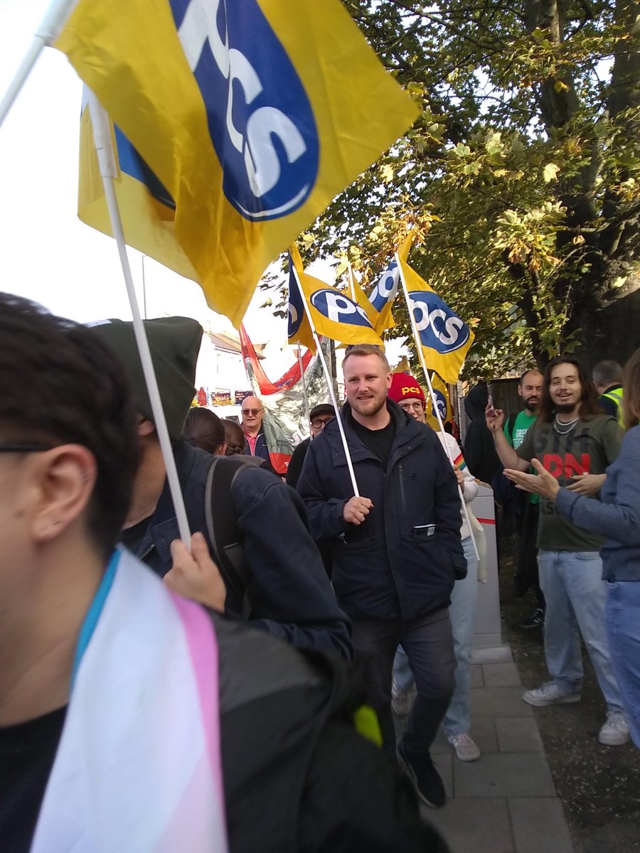 Unite Community GLAB (@unitecommglab) on Twitter photo <a href="/SUTR_SELondon/">SUTR SELondon</a> So proud to be there for GLAB UC, with <a href="/RMTunion/">RMT</a> , <a href="/StrikerSupport/">Lewisham Striker Support</a> , <a href="/NEUnion/">National Education Union</a> , <a href="/and_unite/">Bromley and Croydon Unite Community</a> and so many others. And when <a href="/pcs_union/">PCS Union (pcs.org.uk)</a> came marching in… #TradeUnionsForTransRights. <a href="/SUTR_SELondon/">SUTR SELondon</a> So proud to be there for GLAB UC, with <a href="/RMTunion/">RMT</a> , <a href="/StrikerSupport/">Lewisham Striker Support</a> , <a href="/NEUnion/">National Education Union</a> , <a href="/and_unite/">Bromley and Croydon Unite Community</a> and so many others. And when <a href="/pcs_union/">PCS Union (pcs.org.uk)</a> came marching in… #TradeUnionsForTransRights.