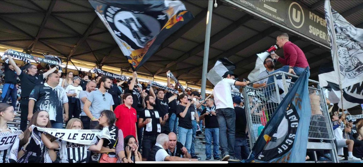 MagicSCOP's tweet photo. Petite délégation Magic pour la victoire à Rouen en pleine semaine, puis victoire à domicile avec un bon bloc ! On lâche rien 💪🏻
3/3 en une semaine ✅ https://t.co/HqDvW1ZzIk