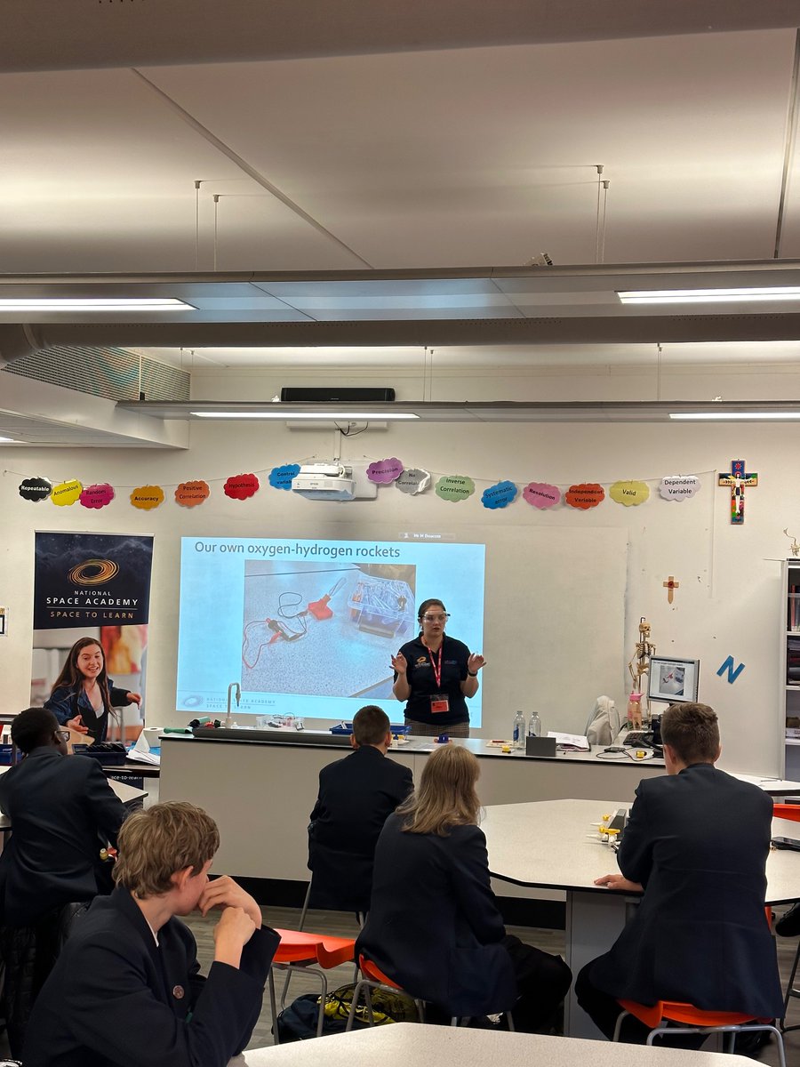 Mrs_Ng_AH's tweet photo. Y10 investigating Newtons Laws with @Physics_Zoe working with the Space Academy #newtonslaws #physics #space @AllHallowsRC https://t.co/purd7ToLjj