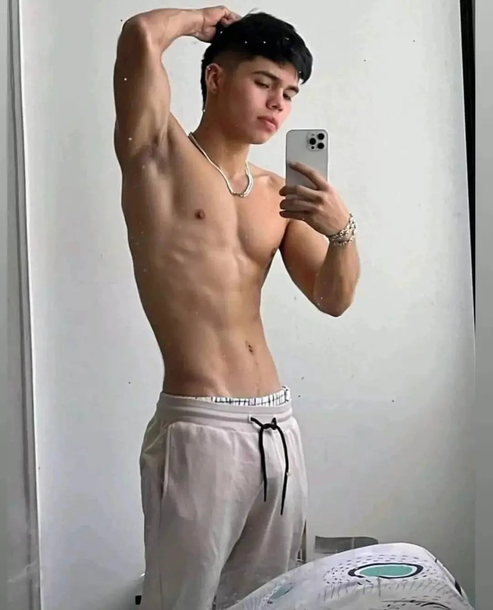 Mentops1's tweet photo. Me siento sabroso hoy🔥 https://t.co/1uGGzYasIS