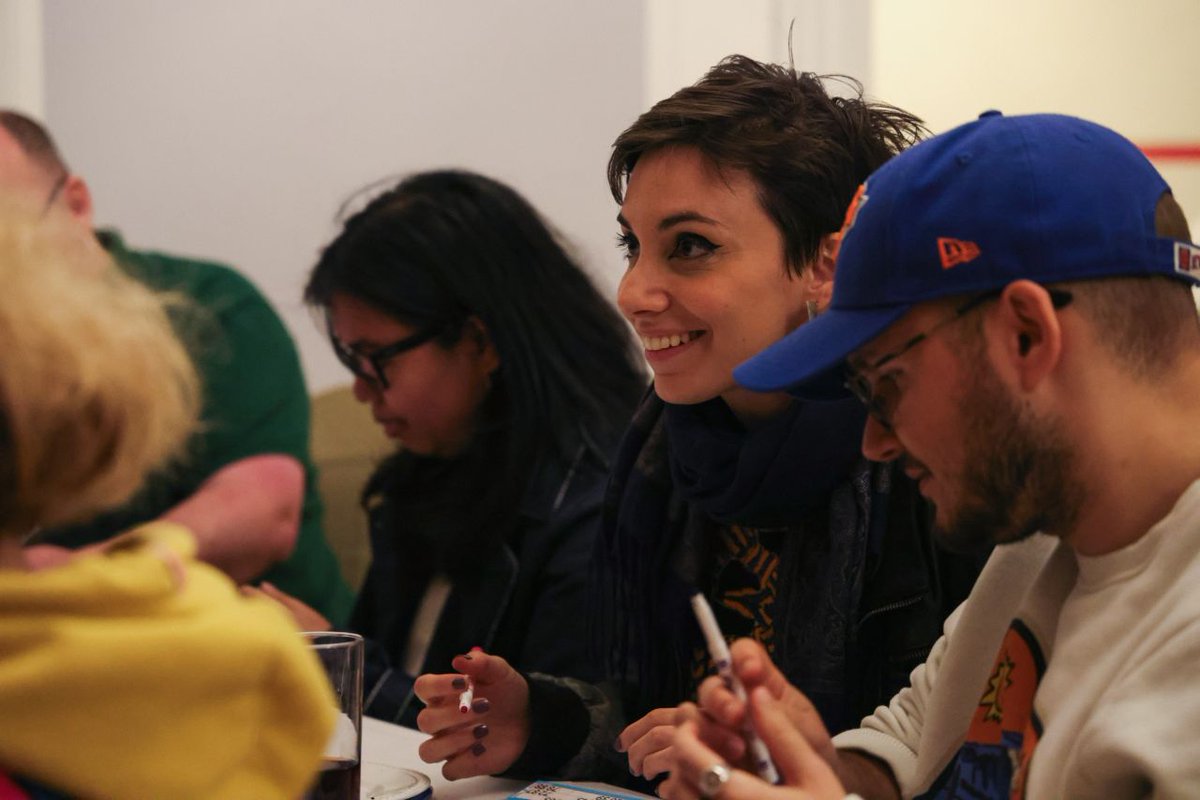 SumoLeamington's tweet image. Behind every great game is a great group of people!

Our team and their loved ones recently gathered for our Big Day Out. Lovely to see everyone and celebrate the amazing work they all do 💙