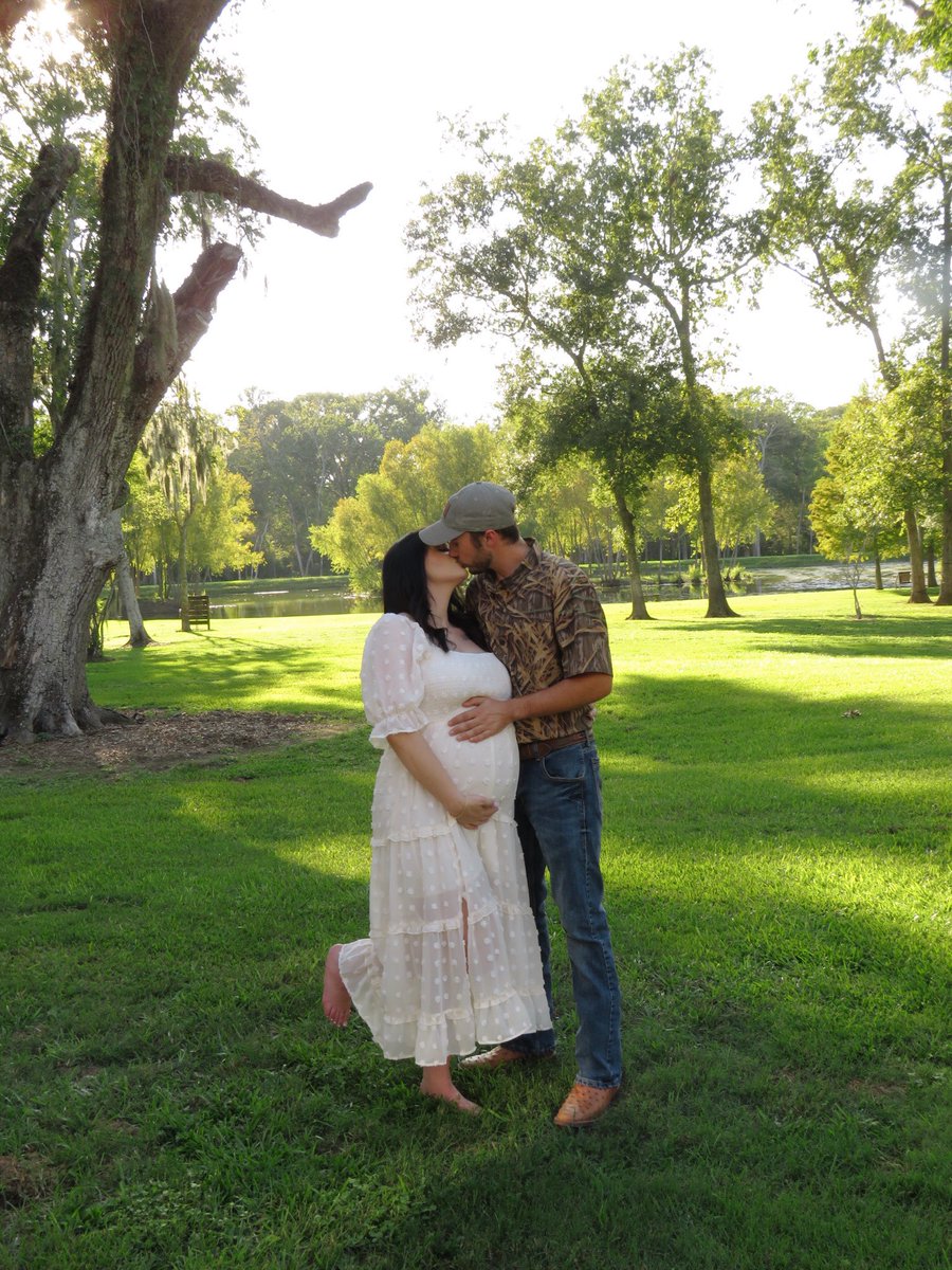 haleygray_'s tweet photo. watching you become a dad has made my heart and life so full💙 https://t.co/fxbCNiCJL5