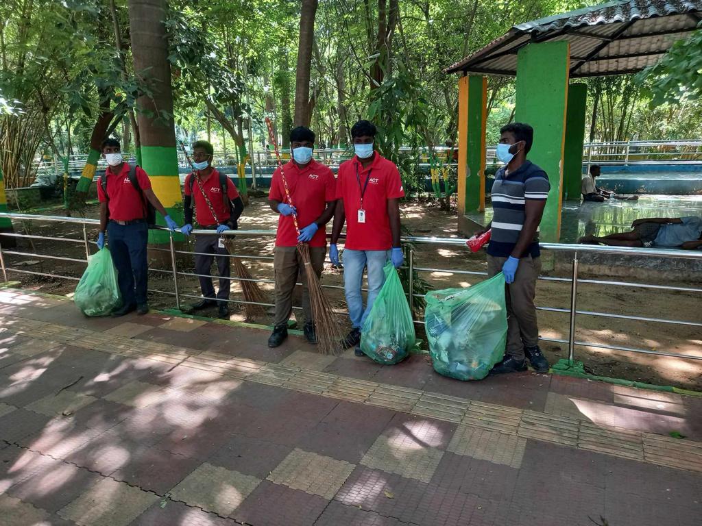 On #GandhiJayanti, we united for a cleanliness drive under the #SwacchBharatMission in Delhi, Chennai, Lucknow & Jaipur. Grateful to @DoT_India representatives for their appreciation & active participation, ACTians, and citizens for making it happen! @PMOIndia @AshwiniVaishnaw