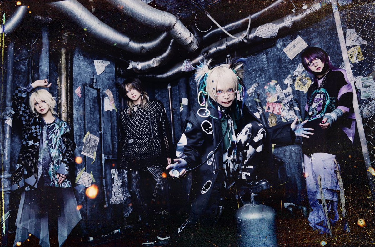 HOWL_official__'s tweet photo. ー新アー写公開ー

#快楽物質 #HOWL #拡散希望 https://t.co/naxniqFgn1