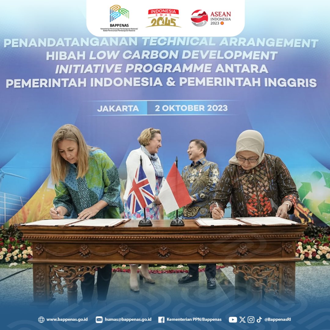 BappenasRI's tweet photo. #SahabatPembangunan Kementerian PPN/Bappenas dan United Kingdom Foreign Commonwealth and Development Office (UK-FCDO) melanjutkan kerja sama Program Low Carbon Development Initative (LCDI) untuk fase 2023-2027 melalui penandatanganan technical agreement pada Senin (2/10)
#LCDI https://t.co/73lXOPhrJ2
