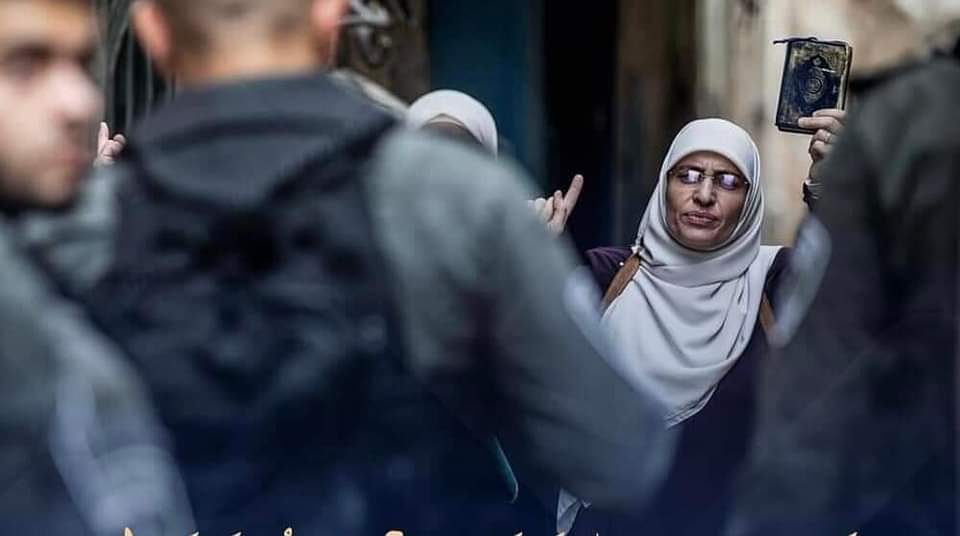 Fatema580's tweet photo. ما يجري من انتهاكات بحق #المسجد_الأقصى  المبارك جريـمـة حرب ترتكبها العصابات الصهيونية بدعم وحماية كاملة من حكومة الاحتلال المتطرفة . https://t.co/yEgorsi1RJ