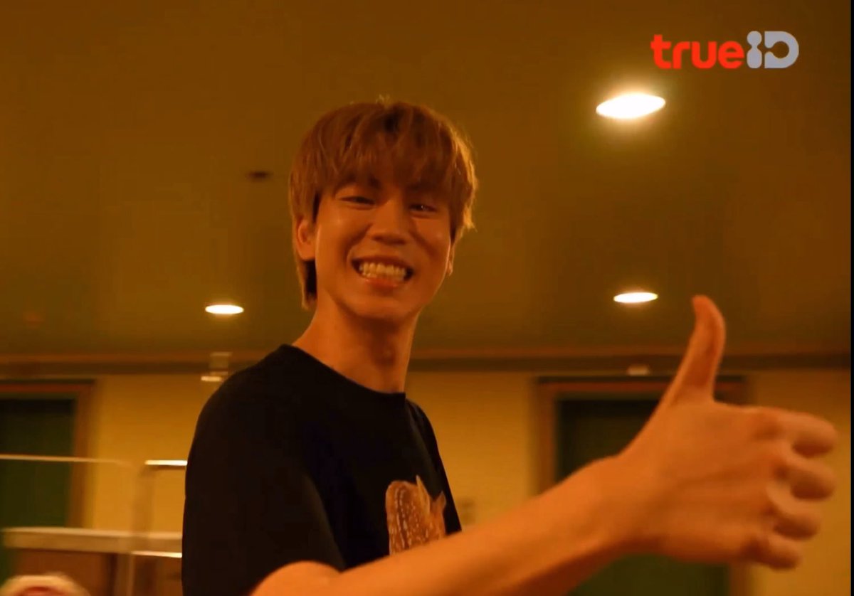 BounPrem_KRFC's tweet photo. 📺 True ID
🗓️ 231002
#TheBoxกล่องหลอนซ่อนตาย EP. 3 비하인드 (쁘렘 컷)
(feat. 퇴근길이 행복한 쁘렘 😂)
📍 https://t.co/t0VyrZjruW
(풀 영상은 VPN 으로 우회한 뒤 시청 가능합니다.)
#TheBoxEP3
#prem_space #BounPrem_KRFC https://t.co/QNfCRa9hyU