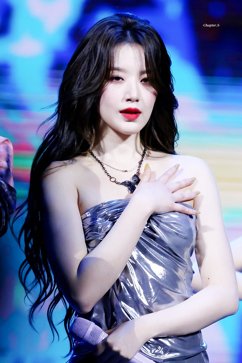 230923

✨

#아이들 #여자아이들 #GIDLE #슈화 #SHUHUA #舒華 #叶舒华