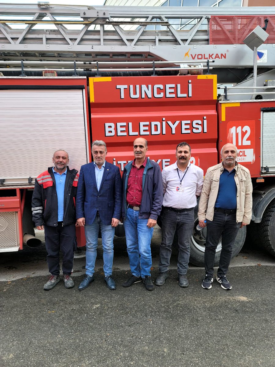 TUNCELITSO's tweet photo. Başkanımız @hasanmurats ve Yönetim Kurulu Başkan Yardımcımız @62AYD1; “İtfaiye Haftası” dolayısıyla Tunceli Belediyesi İtfaiye Müdürü Metin Yoltay’ı ziyaret etti.
Büyük bir özveri ile çalışan tüm Tunceli Belediyesi itfaiye mensuplarımızın günü kutlu olsun.
#itfayehaftası https://t.co/6FewN3ByP1