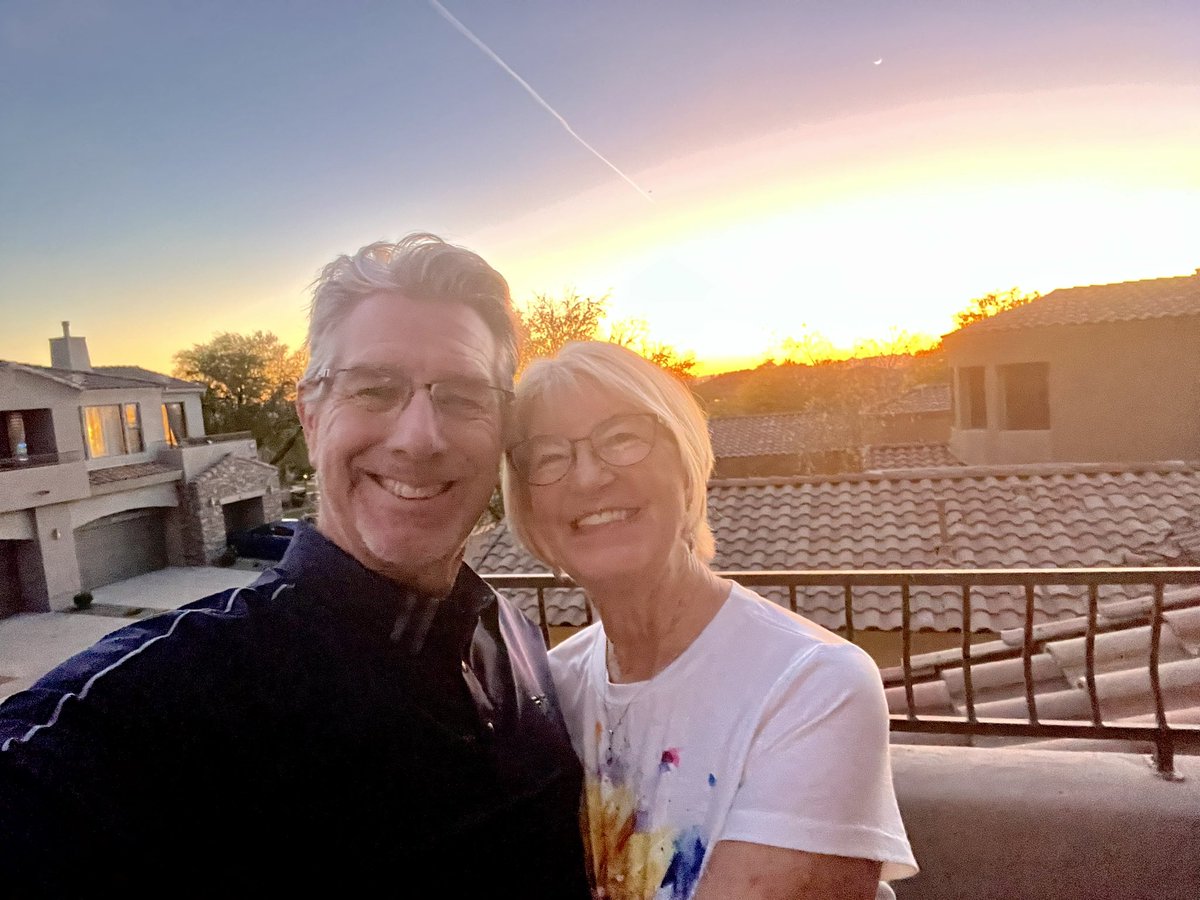 BobKendall10's tweet photo. @dlindman52 HAPPY BIRTHDAY Denise. Have a wonderful day. You’re the Love of my Life ❤️💙 https://t.co/UhcGi3DEqu