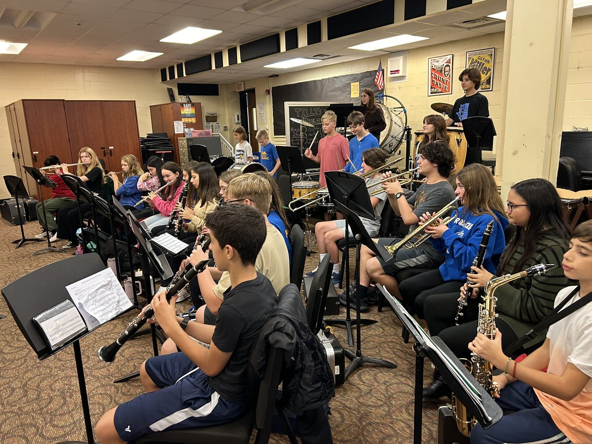 Maple Place Band tweet media