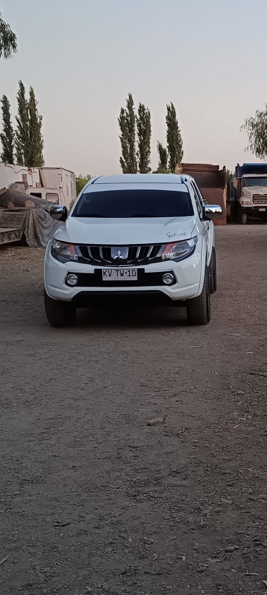 chamito55's tweet photo. Camioneta robada anoche en villa doña Natalia rinconada de los Andes https://t.co/5v4QcQTIfZ