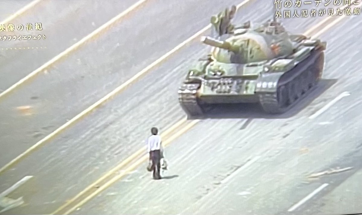 为日本国家电视台NHK今晚的节目点赞，“映像の世纪”专门播出全世界重大历史事件，非常优秀的节目。