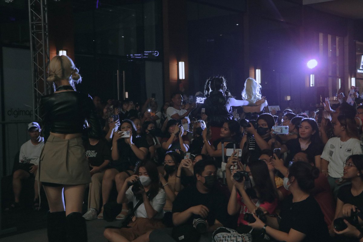 cornerstone_ofc's tweet photo. More snaps of @G22Official at the Parq Jam concert 📸
📍Parqal, Aseana City | Sep. 30, 2023
#G22
#CornerstoneArtist
#ParqJam https://t.co/Ngijiz4A7D