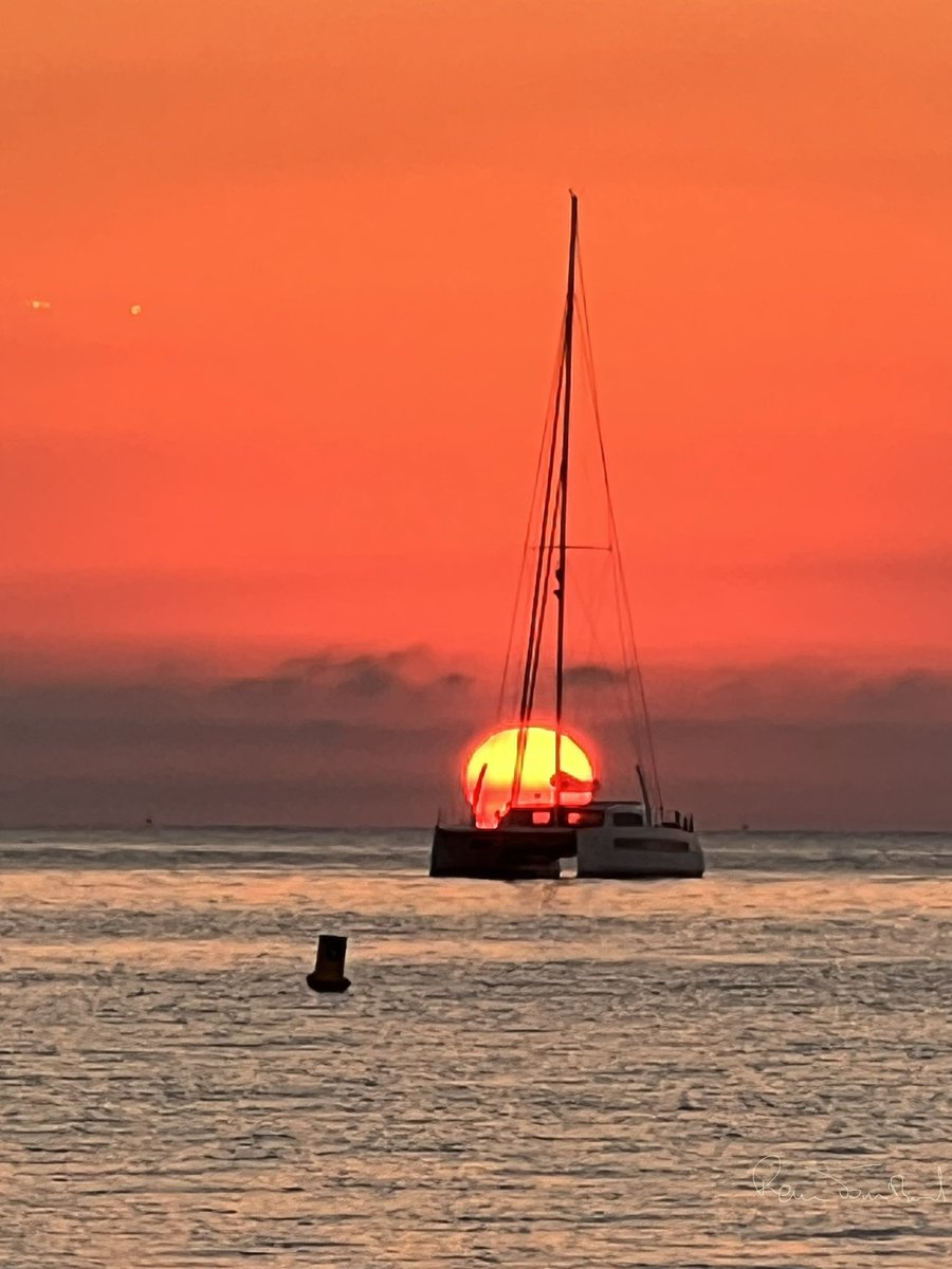 VisitCotedazur's tweet photo. 🏆#TOP10 : Classement #CotedAzurFrance des influenceurs les + actifs sur Twitter en septembre👏 :

🥇 @ReneTombarel
🥈 @davidlisnard
🥉 @benoistart
4️⃣ @routezerosix
5️⃣ @OlivMcar
6️⃣ @myroques
7️⃣ @francebleuazur
8️⃣ @AlexndraBorchio
9️⃣ @cd_land
🔟 @ICotedazur

📈 by @sentimantic https://t.co/vK1tYDdRKw