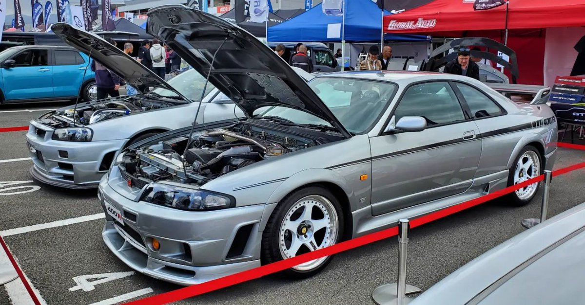 jdmglobalWH's tweet image. Is the 400R or Z-Tune the better special edition Skyline GT-R? 
If I won a powerball lottery, I wouldn't say anything but there would be signs 🤣

#400R #ZTune #rb26 #R32 #R33 #R34 #R35 #Nismo #Skyline #R34GTR #r34skyline #RB26dett #rb28 #BNR34 #BCNR33 #vr38 #jdm #jdmlife