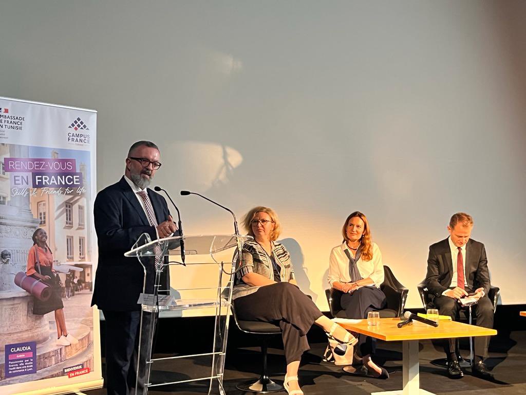 C'est parti à l’<a href="/IFTunis/">IFT</a> pour le séminaire attractivité Maghreb ! 🌍
👉 Ouverture par Anne Guéguen, Matthieu Peyraud, Patrick Nédellec, Fabrice Rousseau et Donatienne Hissard : 3 jours d'échanges entre les acteurs de l'attractivité de l'ESR français en 🇩🇿🇲🇦 🇹🇳 !