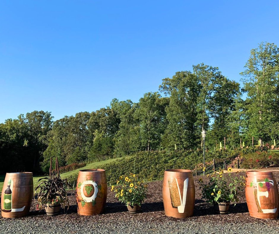Sipping, savoring, and spreading the LOVE at Potomac Point Winery! 🍷❤️

Celebrate VA Wine Month in Stafford. Check out specialty events to celebrate this October at TourStaffordVA.com/Events. 

#TourStaffordVA #StaffordVA #VAwine #wine #winery #loveVA #loveworks #PPW @VAWine