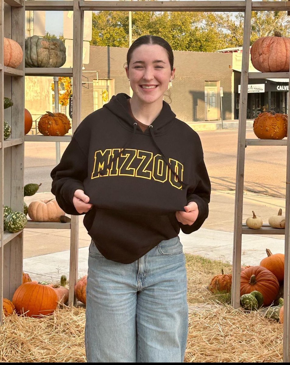 Heritage Volleyball tweet media