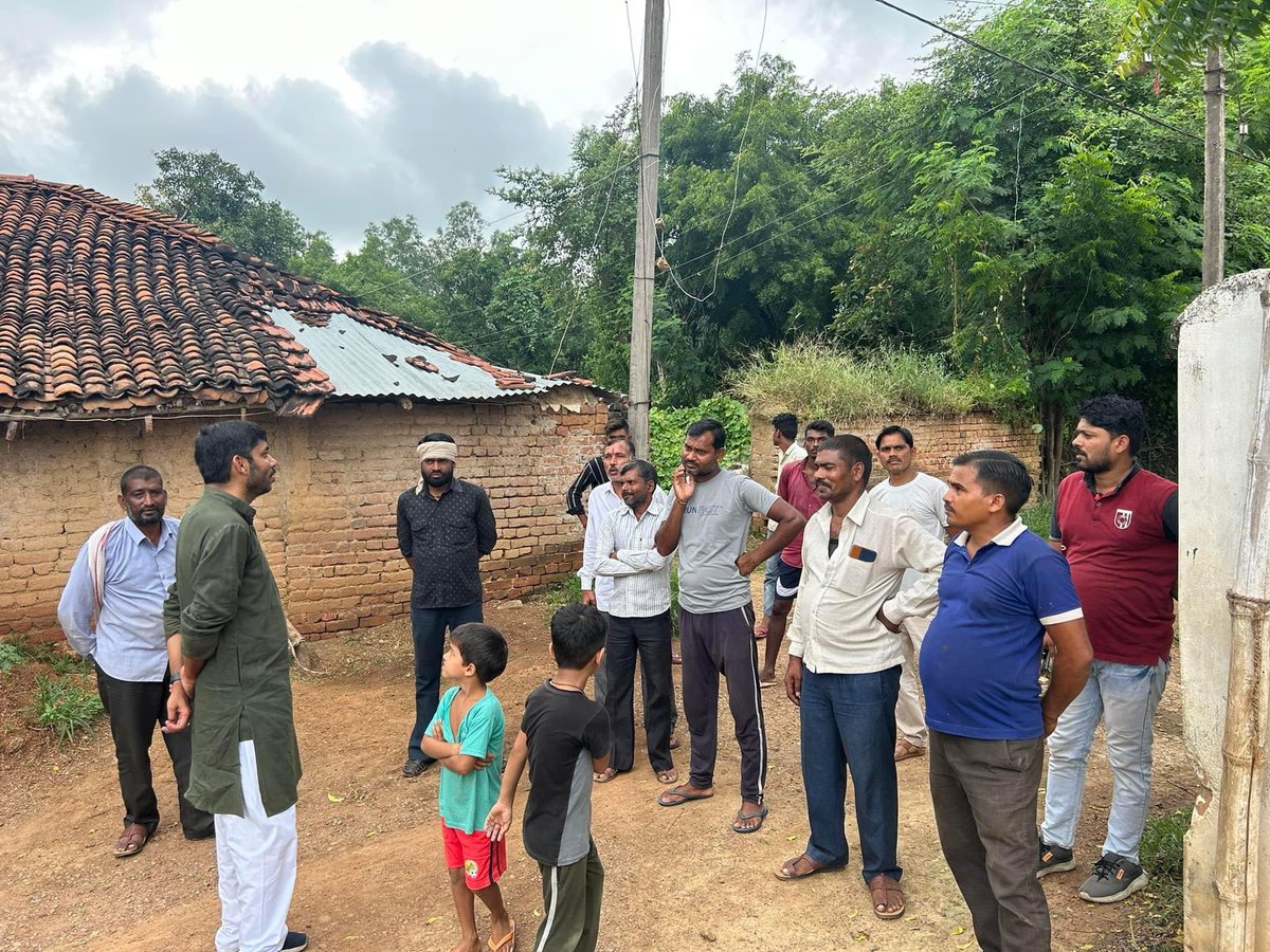 vivekgautam_bjp's tweet photo. 📍 देवतालाब विधानसभा क्षेत्र...नईगढ़ी मण्डल

जनसंपर्क के दौरान अपने लोगों से मेल-मुलाकात कर कुशल क्षेम जाना। 
#vivekgautambjp #BJP4Devtalav #devtalav72 https://t.co/hZmV8fZDYX