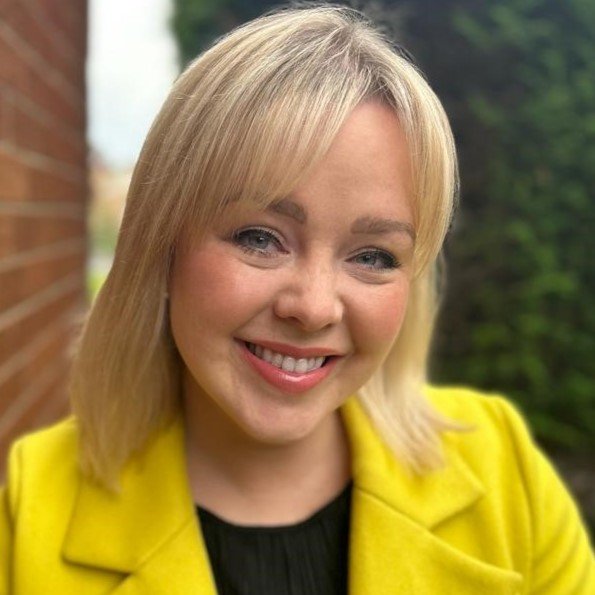Delighted to announce that <a href="/SaraGirvin/">Sara Girvin</a> has been appointed as the new Ireland Correspondent for BBC News.

Congratulations Sara!