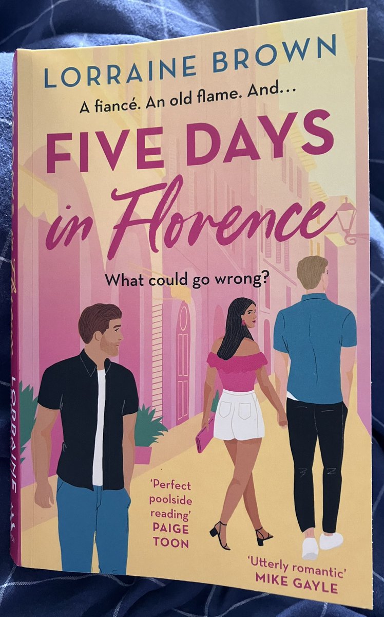 Looking forward to some bookish chat about #FiveDaysInFlorence @LorraineBrown23 on #TheBookload FB group tonight @2030 - hopefully see some of you there?