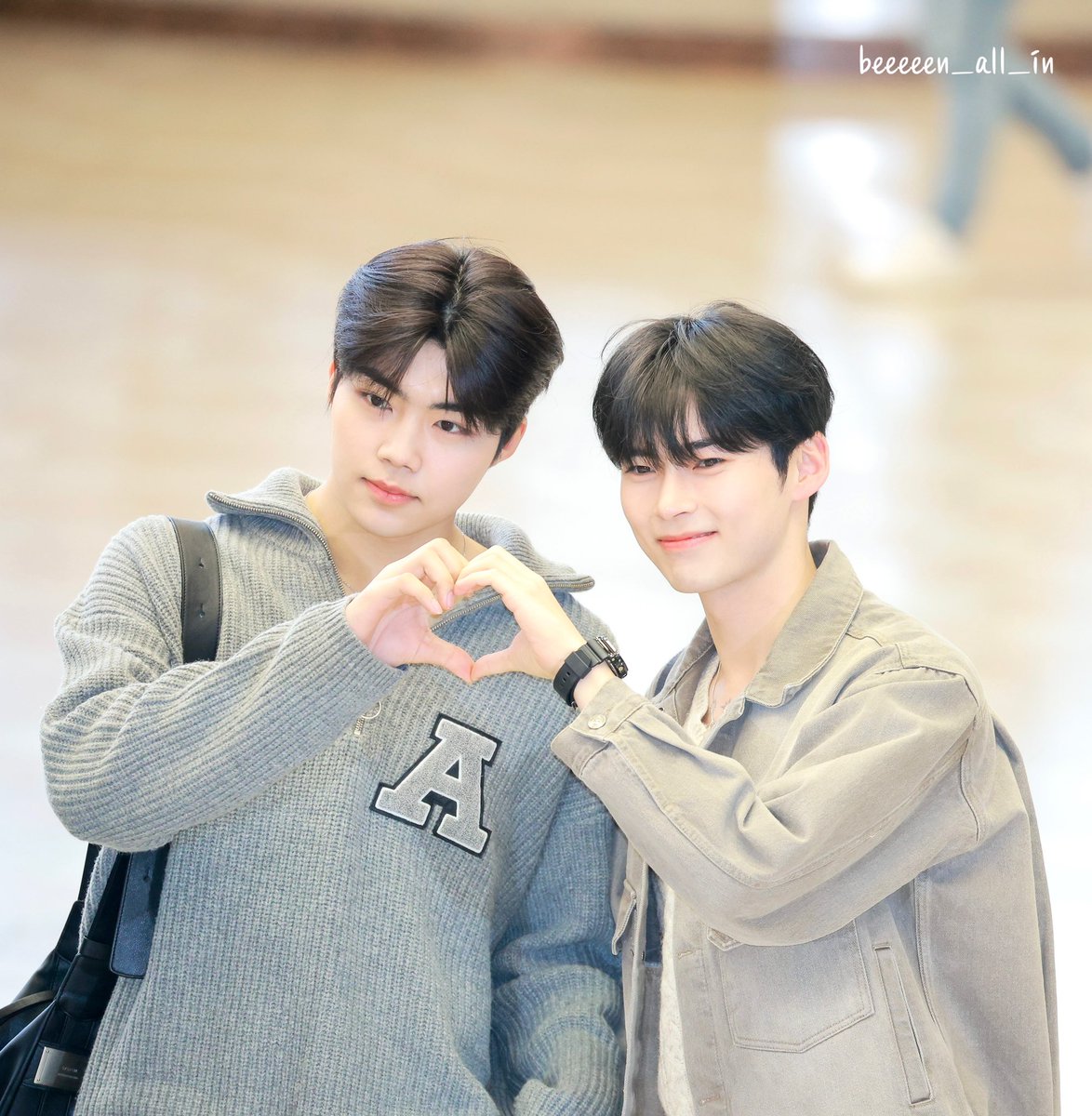 beeeeena0613's tweet photo. 231002 GMP 🛫

©beeeeen_all_in
#성한빈 #SUNGHANBIN #成韓彬 #ソンハンビン #ZEROBASEONE #ZB1 https://t.co/JKR0WmW7bJ