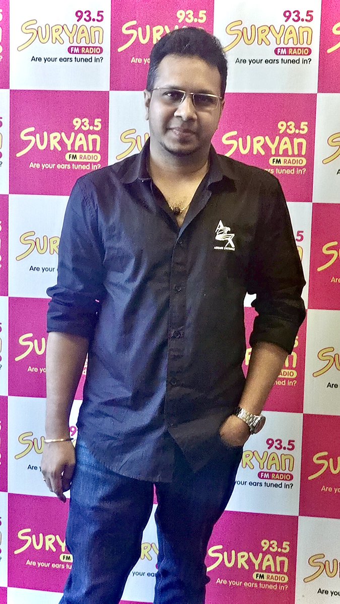 Interview for my movie Thirumbipaar for my song Kanna Thorandhadhum Saami held at <a href="/SuryanFM/">Suryan FM</a> … !!!! Very soon to be heard at 93.5…!!! Had great fun to be on air…!!!