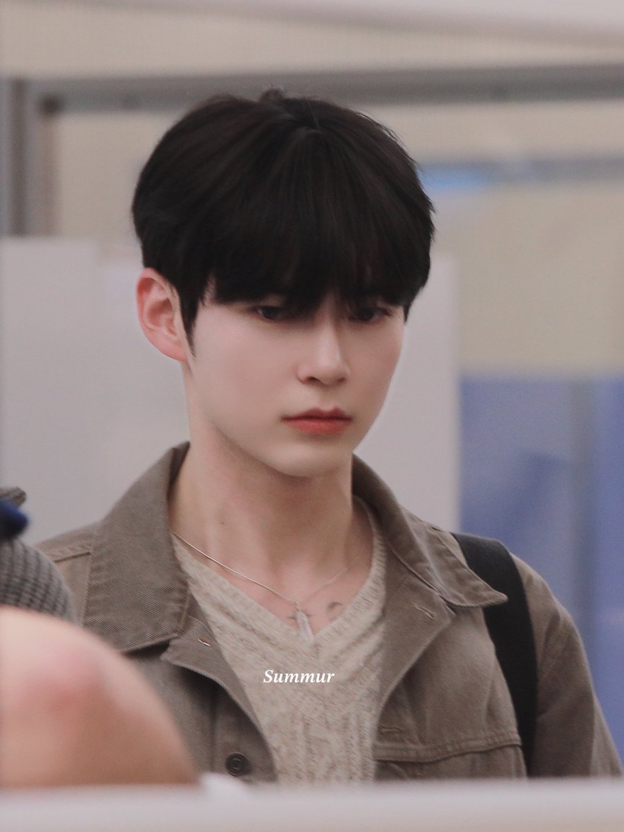 beeeeena0613's tweet photo. 231002 GMP 🛫

©summer0106_
#성한빈 #SUNGHANBIN #成韓彬 #ソンハンビン #ZEROBASEONE #ZB1 https://t.co/k6ixaoYNFh