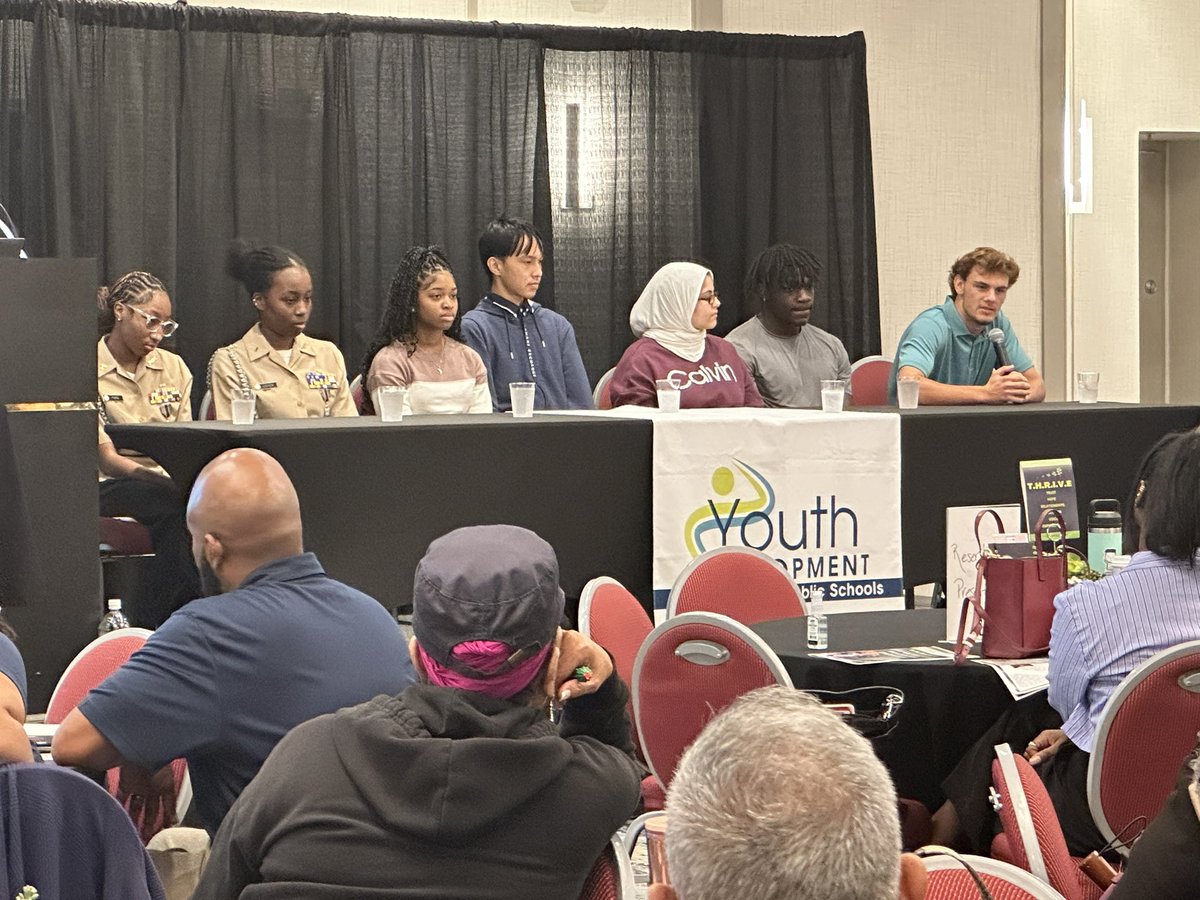 “Just being human is necessary.” The brilliant, beautiful voices of <a href="/nnschools/">Newport News Schools</a> students sharing their thoughts. Representation is invaluable, and we must hear the actual experiences of our young folks! #NNPSTHRIVE <a href="/NNPSYouthDev/">NNPS YouthDev</a> <a href="/cbuckingham21/">Christina Buckingham</a>