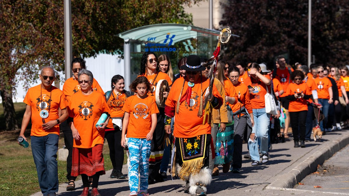 #UWaterloo commemorated the National Day for Truth and Reconciliation last Friday with a commitment polishing ceremony &amp; other events on campus to affirm the University’s commitment to decolonization, indigenization and reconciliation.

More: bit.ly/3RImOpr | #NDTR2023🧡