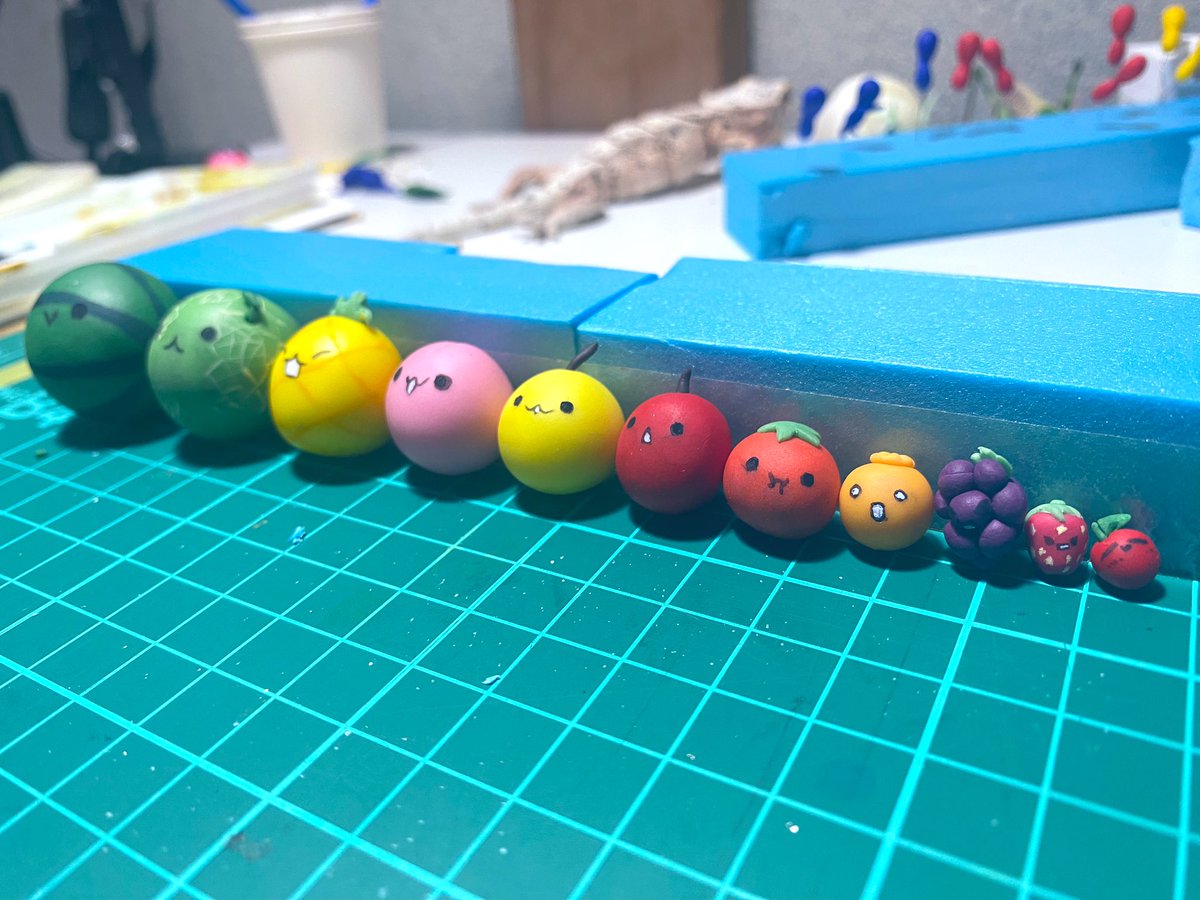 DDDiych's tweet photo. 例のゲームのフルーツ作りました

梨お気に入り。 https://t.co/ui4u98ttJh