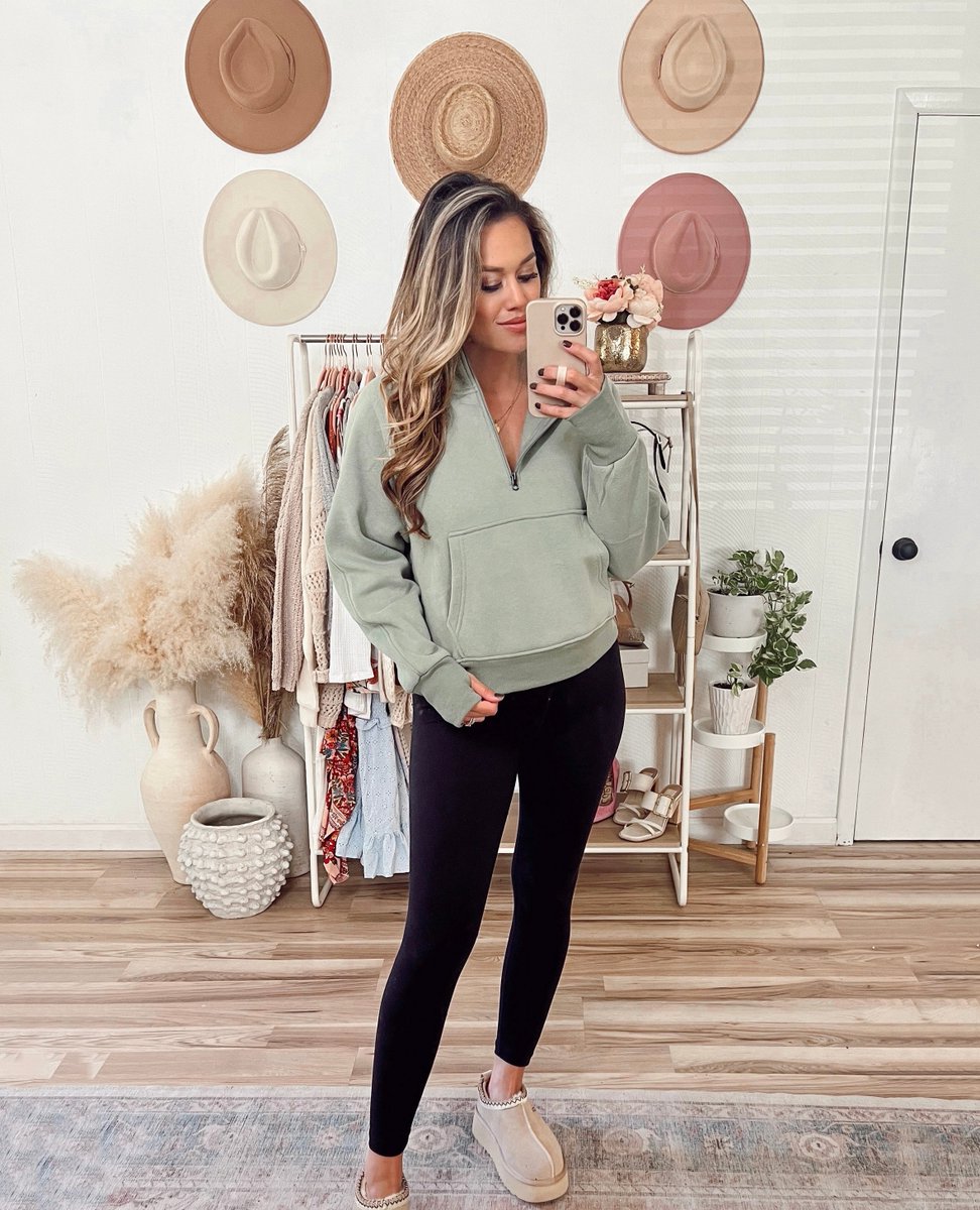 Magnolia Boutique (@magnoliabtq) on Twitter photo Stay comfy and cozy in our super soft scuba sweatshirts! ✨🤍 <a href="/ashleybeary/">Ashley Fake Tisdale</a>
link:magnoliaboutique.com/products/the-w…
#comfysweatshirts #cozystyle #loungewear #casualoutfit #comfortfirst #staywarm #trendingstyle #fallfashion Stay comfy and cozy in our super soft scuba sweatshirts! ✨🤍 <a href="/ashleybeary/">Ashley Fake Tisdale</a>
link:magnoliaboutique.com/products/the-w…
#comfysweatshirts #cozystyle #loungewear #casualoutfit #comfortfirst #staywarm #trendingstyle #fallfashion