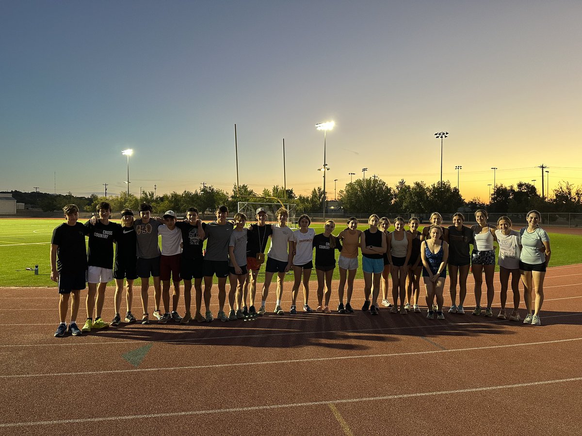 dshs_xc's tweet photo. Congrats to all these runners on their PR at Marble Falls on Saturday! https://t.co/Mbsw5PQvpD