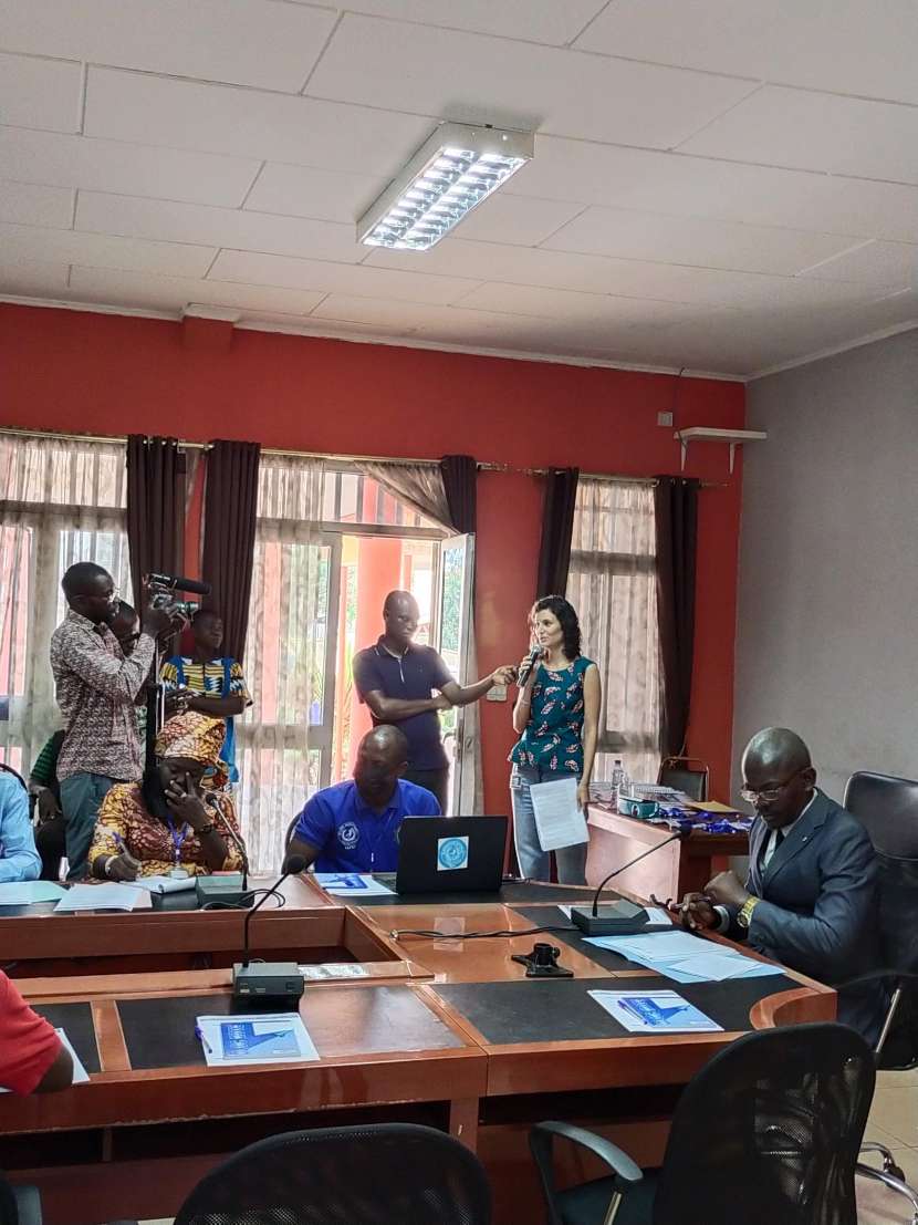 Dans le cadre du projet #RELSUDE, IMPACT - à travers son initiative AGORA, conjointe avec @Acted - a organisé un atelier de vulgarisation de ses activités à Bangui en #RCA. 

Plus d'informations: bit.ly/3theXoM

#FondsBêkou @EU_Partnerships @UEenRCA