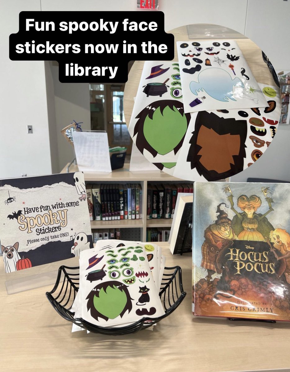 LibraryWmhs's tweet image. A few October library activities 👇👇
