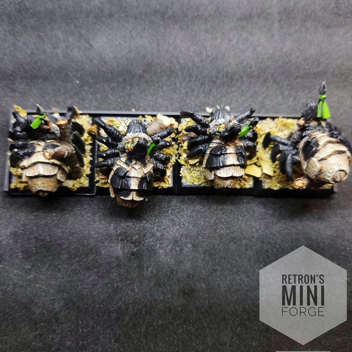 Retr0nMiniForge's tweet photo. Amazon riders on Giant Spiders #Argatoria #Gaeldor
#malowaniefigurek #spellcrow #10mmwargaming https://t.co/WSOOZkLowd
