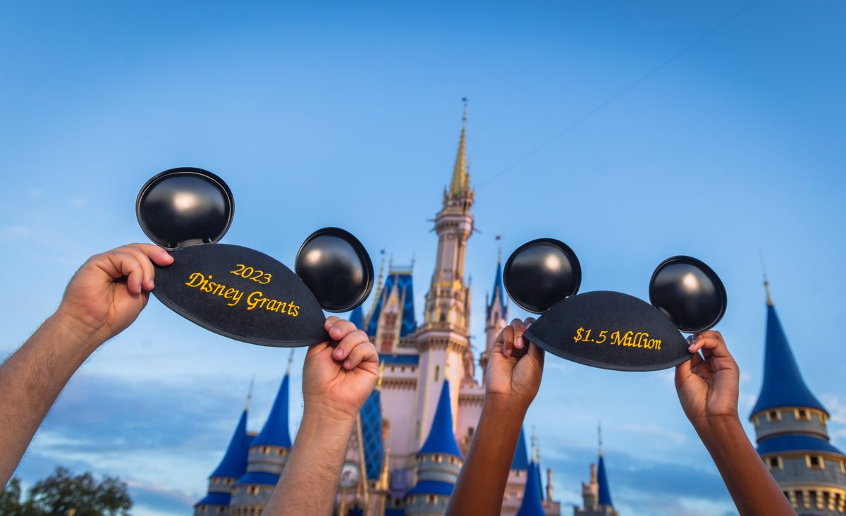 💛 @WaltDisneyWorld is donating $1.5 million to more than 15 nonprofits in Florida supporting important efforts across the state. Read more on the Disney Parks Blog: di.sn/6010uJhL4