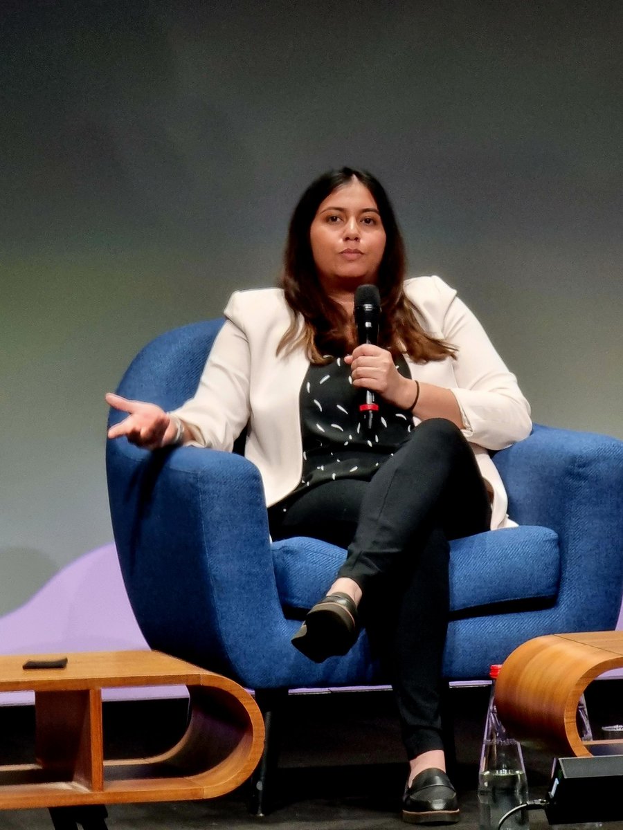 LorraineCurham's tweet photo. "We've got to understand the range of AI"
- Jo Varshney, CEO of @VeriSIMlife 

This one is all about #deeptech #wvc23summit https://t.co/BsErmK8Xie