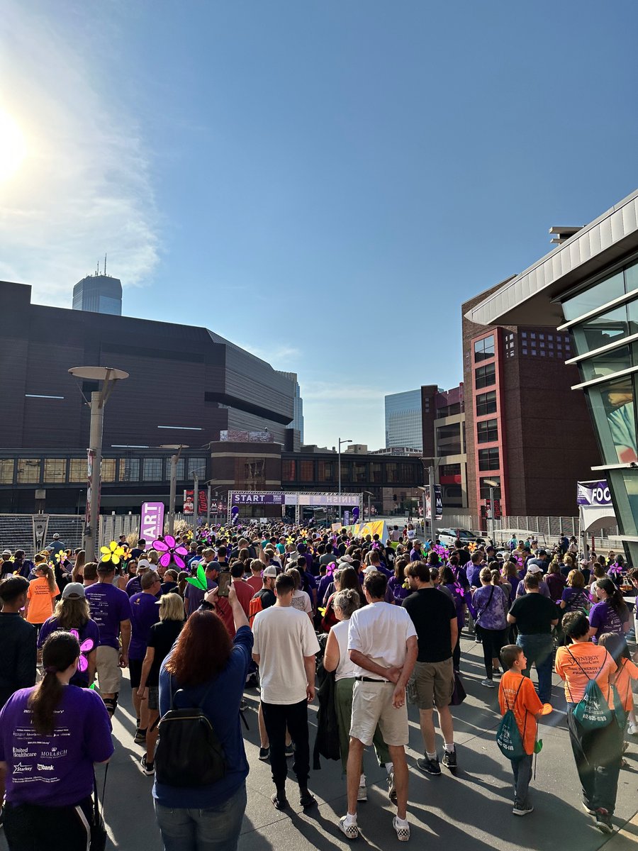 Saturday was a great day for the Twin Cities Walk to End Alzheimer's!  Team Trellis was proud to walk alongside the thousands of advocates in attendance. Thanks to the Alzheimer's Association for hosting this powerful event.  #EndAlz #Walk2EndAlz 👟💜