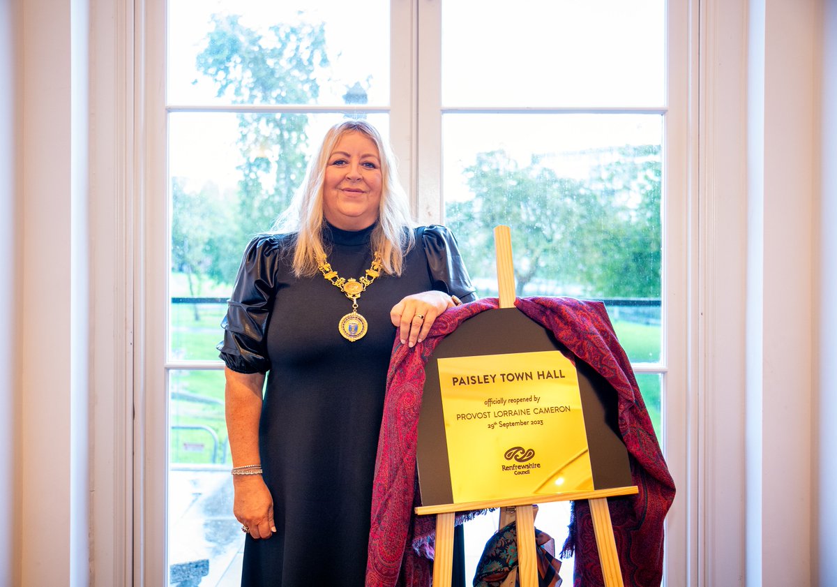 RenProvost's tweet photo. I am thrilled to see Paisley Town Hall back in use, and it was an honour to be able to mark that occasion on behalf of the people of Renfrewshire by officially unveiling a plaque to mark it's reopening on Friday night. https://t.co/rkCUtIFP6k