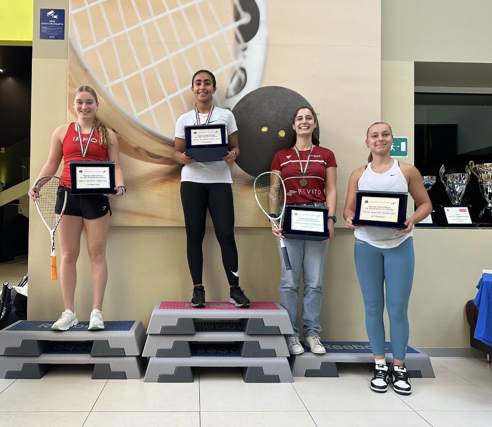 Robyn Mcalpine tweet media