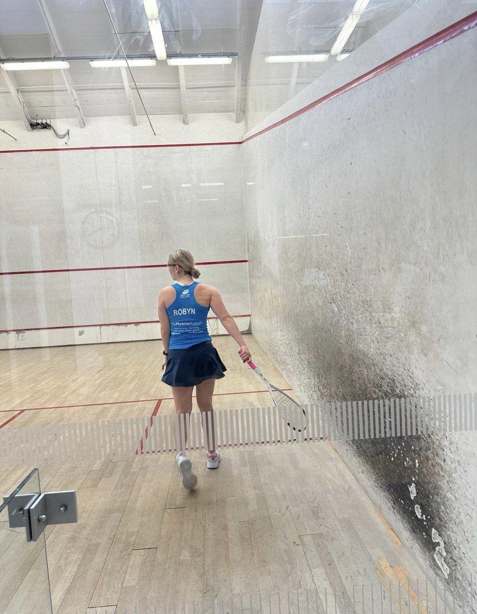 Robyn Mcalpine tweet media