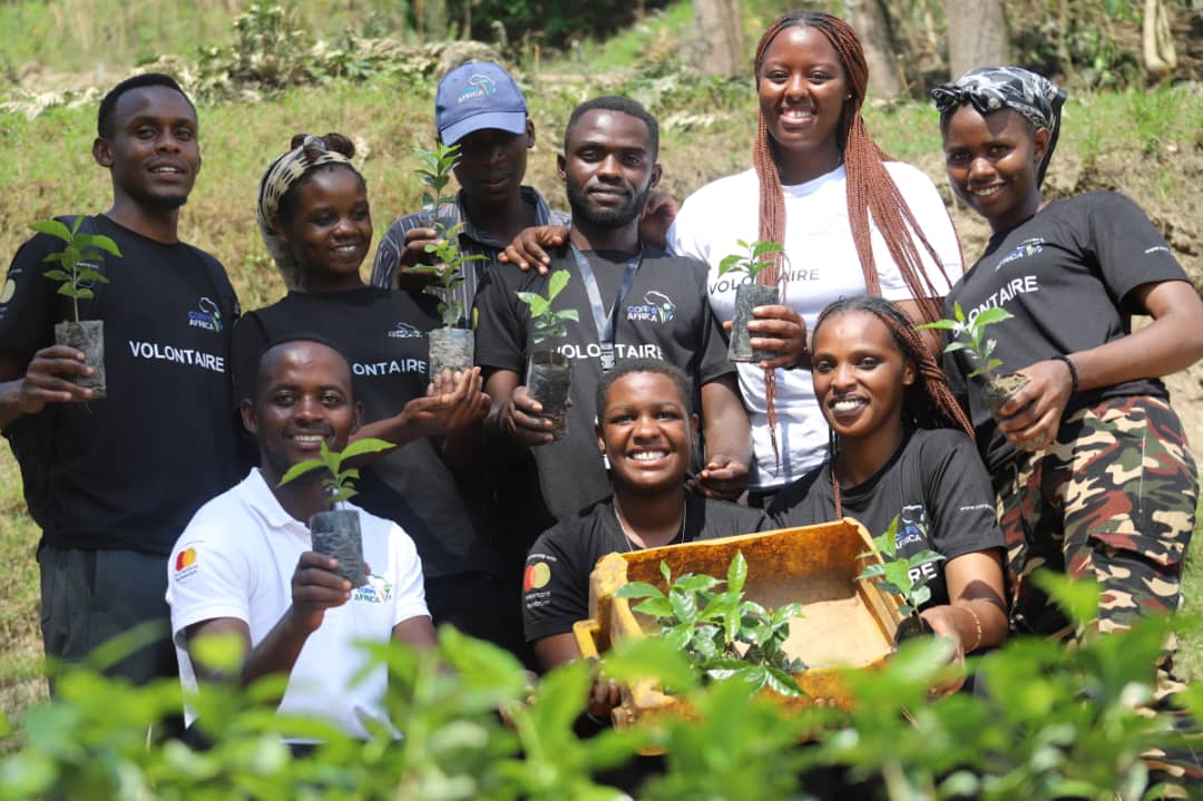 QueenSchelo's tweet photo. Community servants
#ThisisCorpsAfrica
#Cohot5
#Localhelpinglocals https://t.co/hMAnb4dPJG