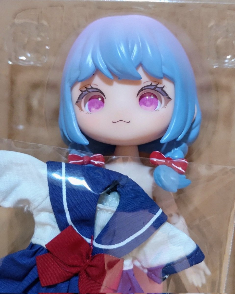 utsunashi's tweet photo. おうちに帰ったら衝動的に１ヶ月前位にポチった中国のお人形が届いてた♥️
可愛い💖 https://t.co/4zWIK76r07
