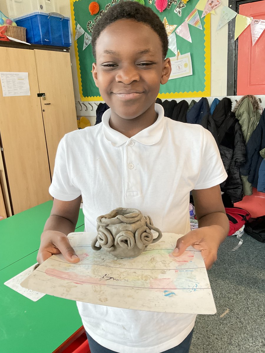 MrsHunter tweet media