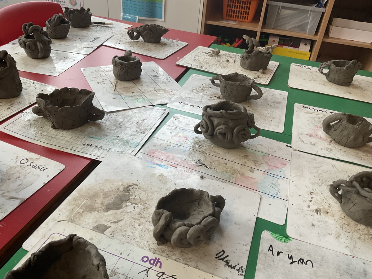 MrsHunter tweet media