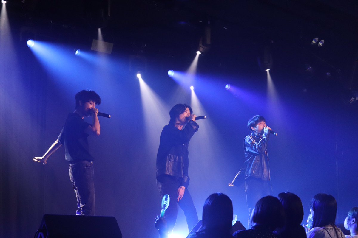 KStage_O's tweet photo. ／
　📣BDC初来日ライブついに開幕❗️
＼

🌕#BDC LIVE IN JAPAN🌕

🗓～10/22(日)開催中！
⏩10/3(火)18:00開演
📸公演後チェキ&amp;個別動画撮影会
🎪K-Stage O!

🎫 事前予約受付中&amp;当日券あり
https://t.co/YmKXt2bYjZ

初日無事終了❣️
明日も様々な姿をお見せ��ます✨

#KPOP #김시훈 #홍성준 #윤정환 https://t.co/BRmCGasrmo